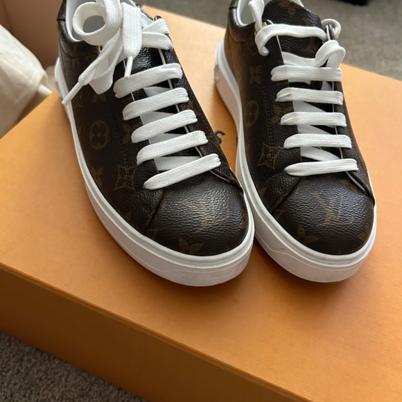 Louis Vuitton time out sneakers - Picture 5 of 5